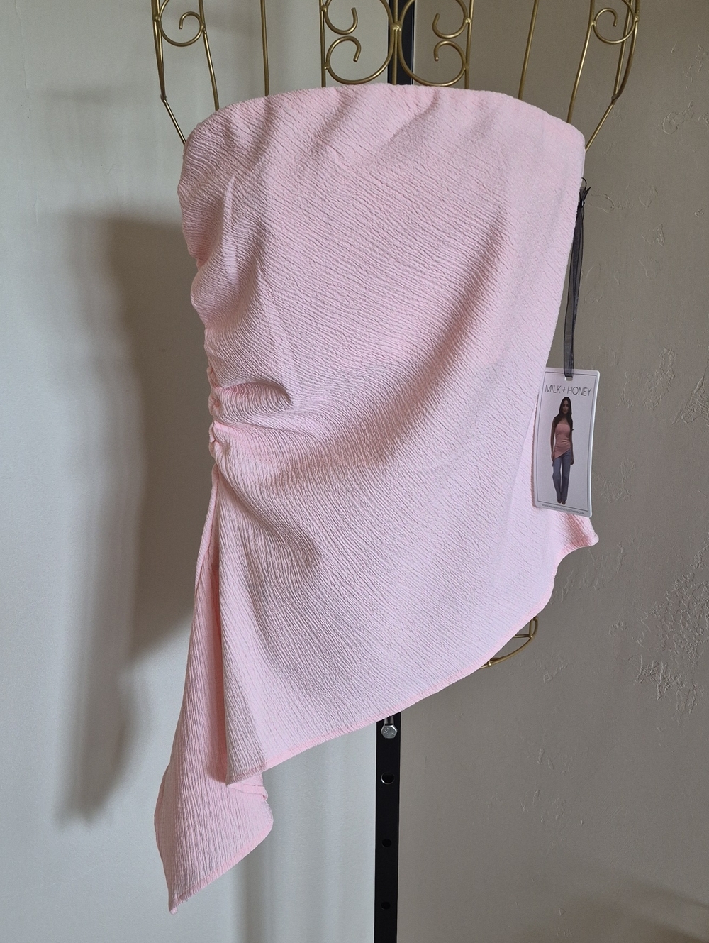 Milk & Honey Strapless Asymmetrical Camisole in Light Pink Size Medium